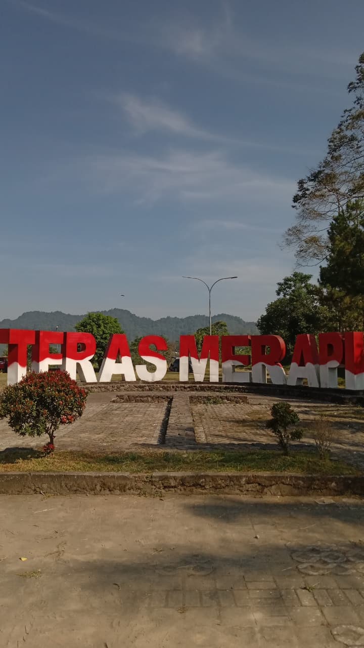 Spot Foto Teras Merapi